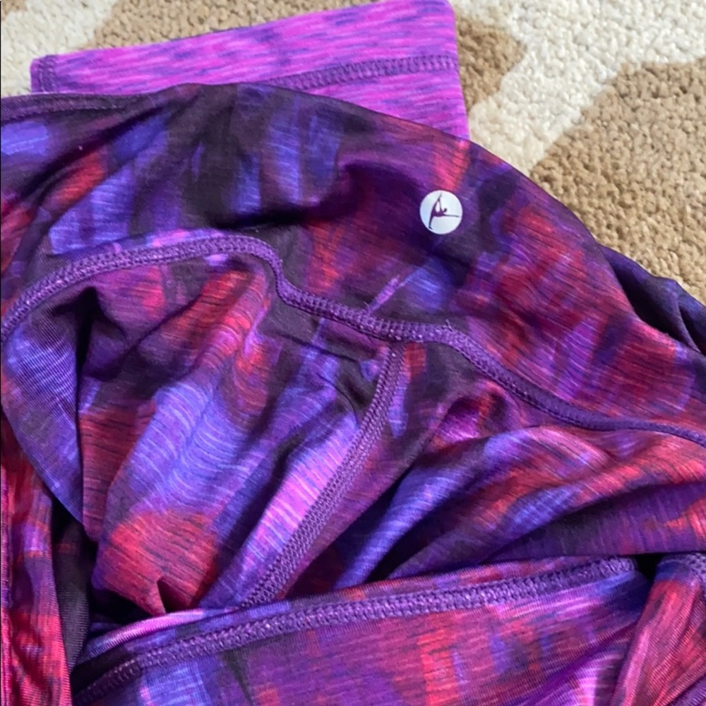 Reversible cropped leggings - Picture 2 of 2